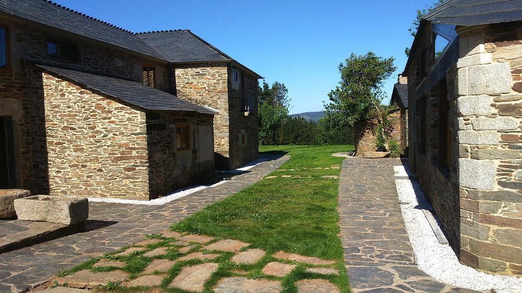 Casa Do Grilo Guest House Monfero ภายนอก รูปภาพ