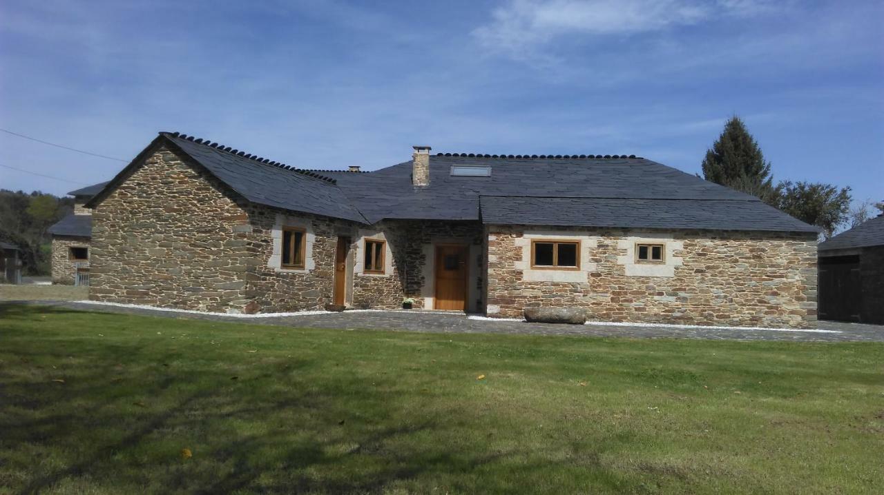 Casa Do Grilo Guest House Monfero ภายนอก รูปภาพ