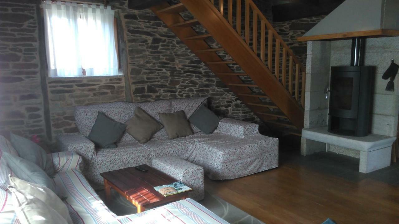 Casa Do Grilo Guest House Monfero ภายนอก รูปภาพ