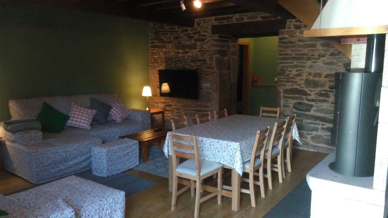 Casa Do Grilo Guest House Monfero ภายนอก รูปภาพ
