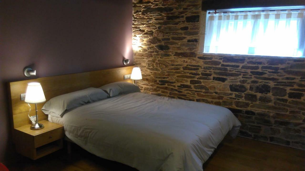 Casa Do Grilo Guest House Monfero ภายนอก รูปภาพ