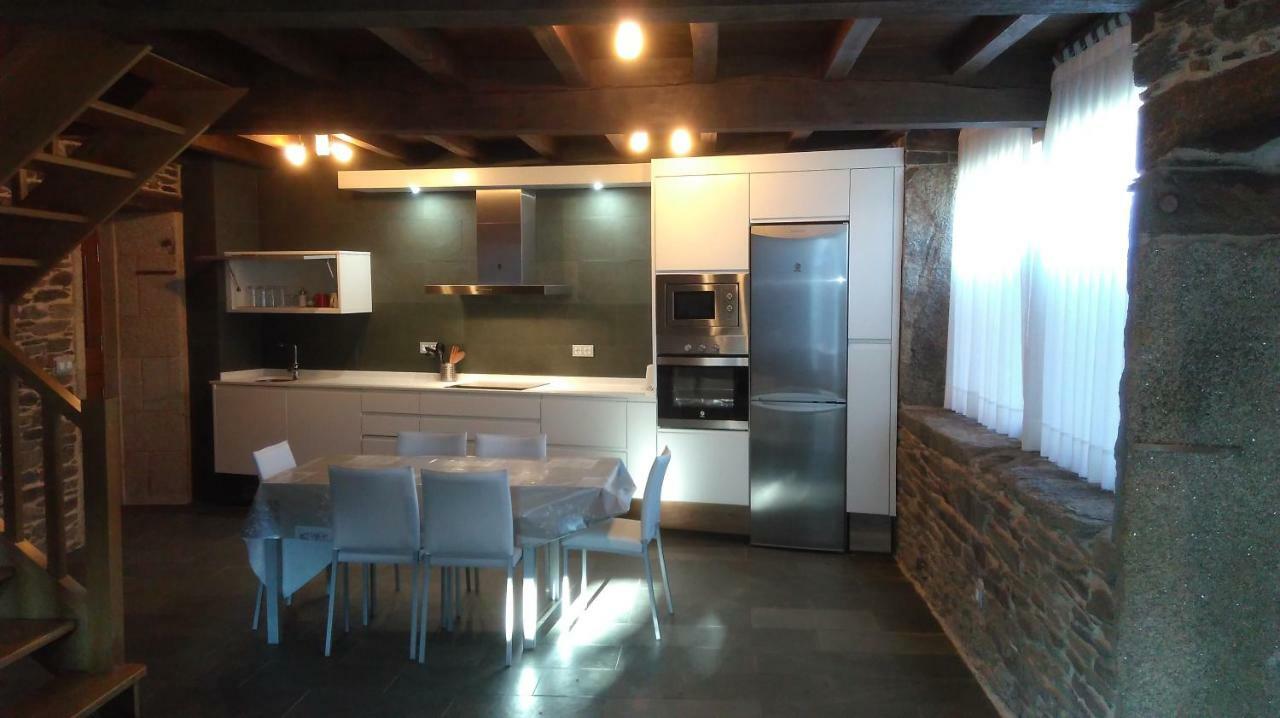 Casa Do Grilo Guest House Monfero ภายนอก รูปภาพ